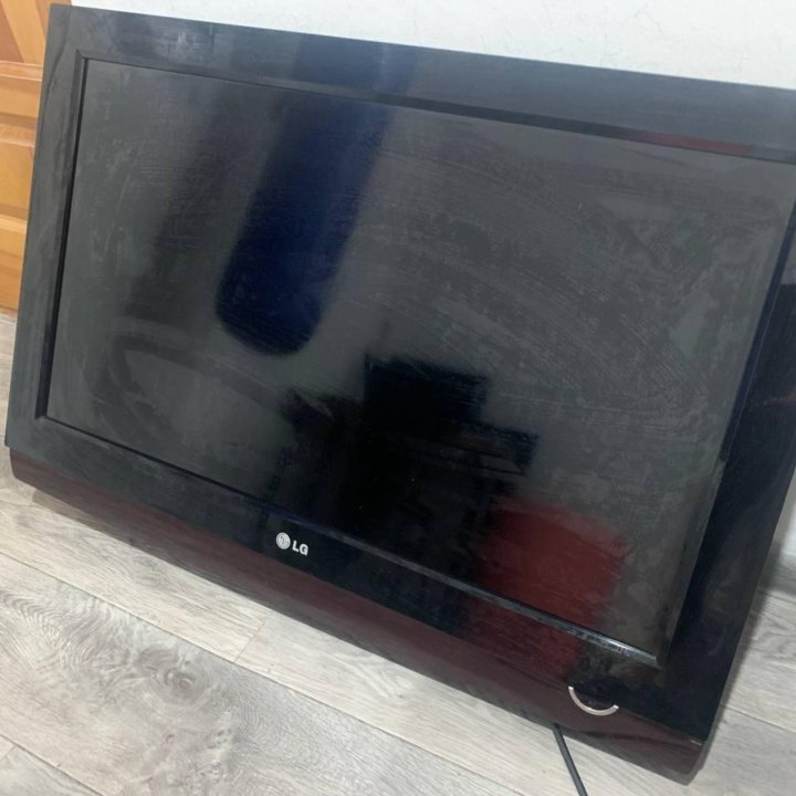 Телевизор LG 32LG4000