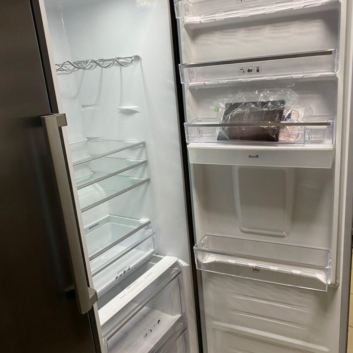 Уникальный холодильник hiberg 185/120см