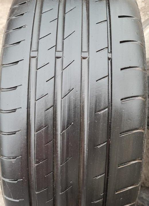 Шины бу лето Kumho 215-55R17 4-2-1шт подбор