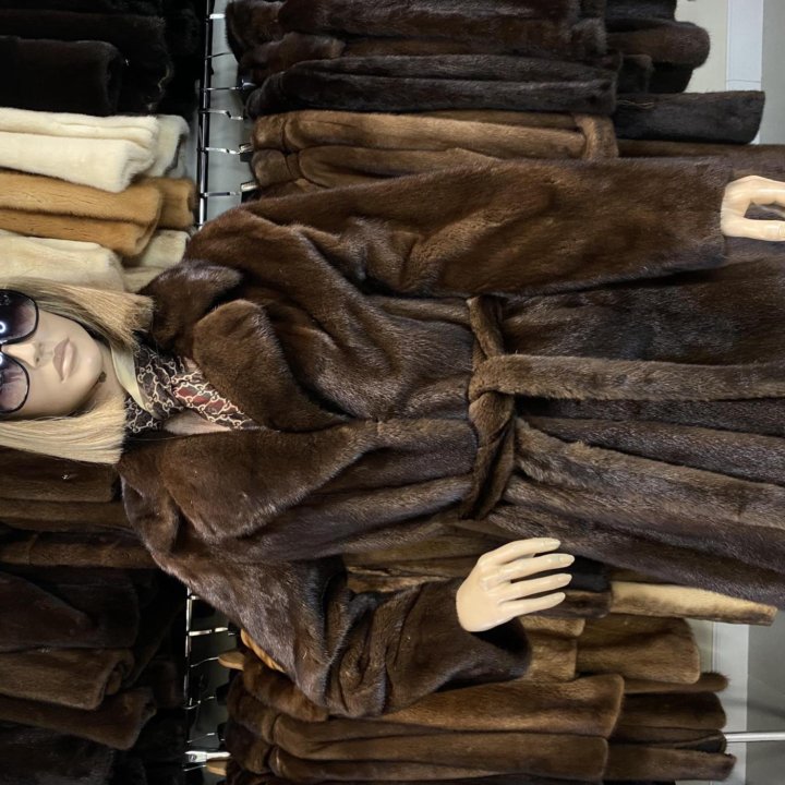 Kopenhagen fur. Эффектная шуба 48-50 р.