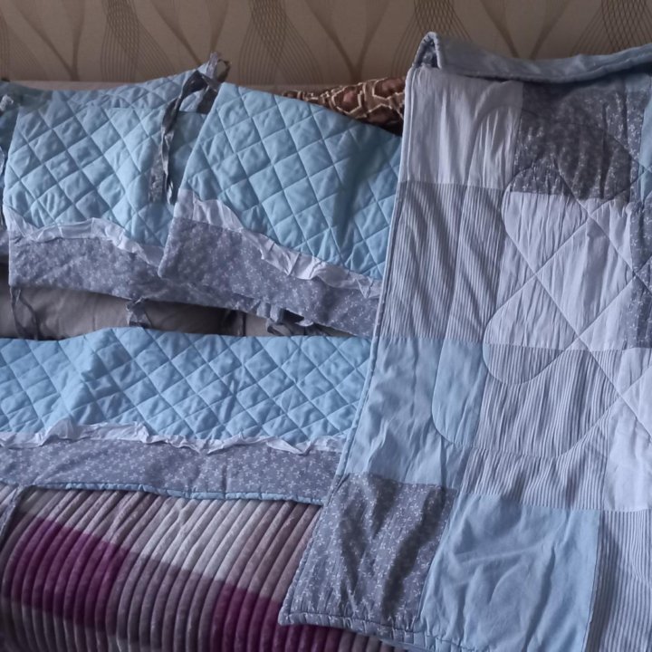 Бортики и одеяльце в детскую стандартную кроватку