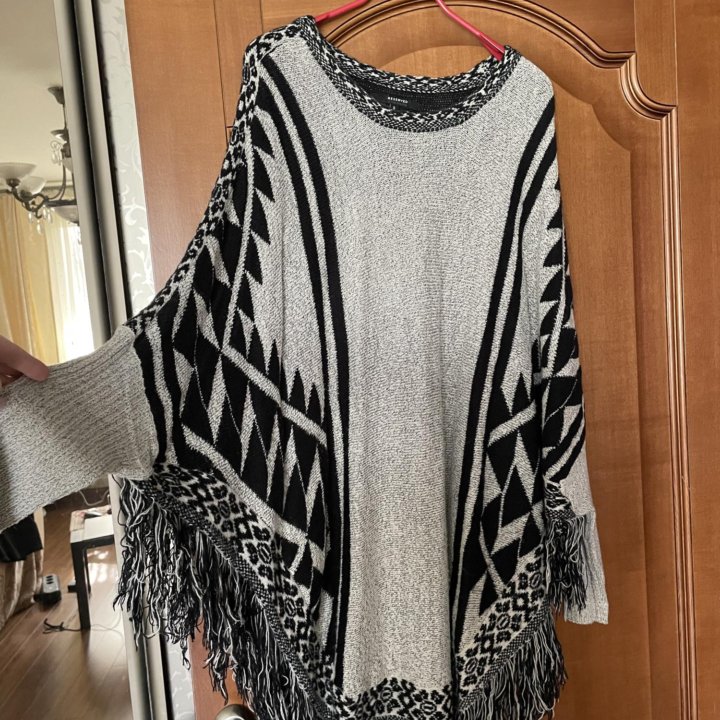 Пончо женское