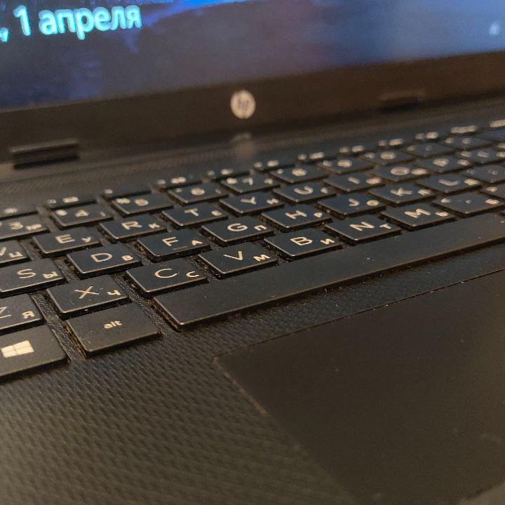 Ноутбук HP Laptop 15 8GB + SSD