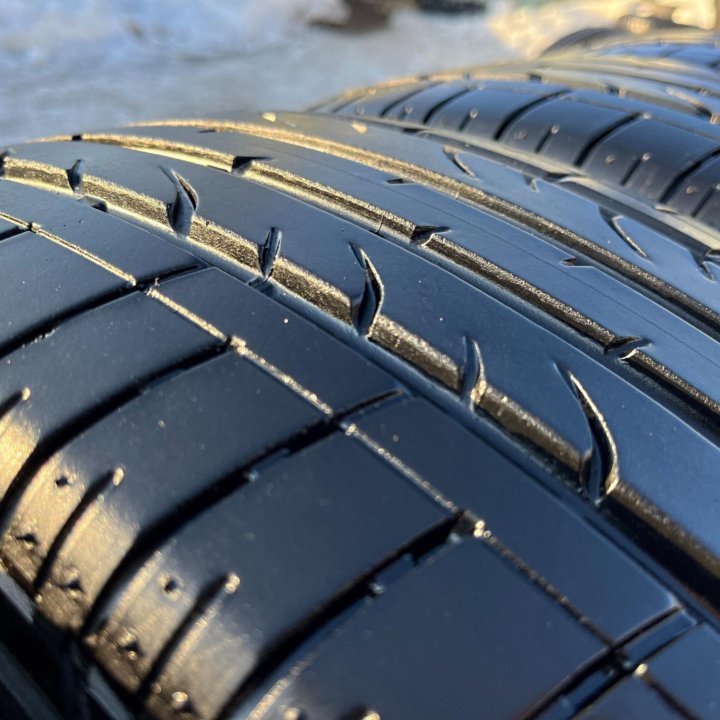 Лето Bridgestone Dueler H/P Sport 235/65 R18 106W