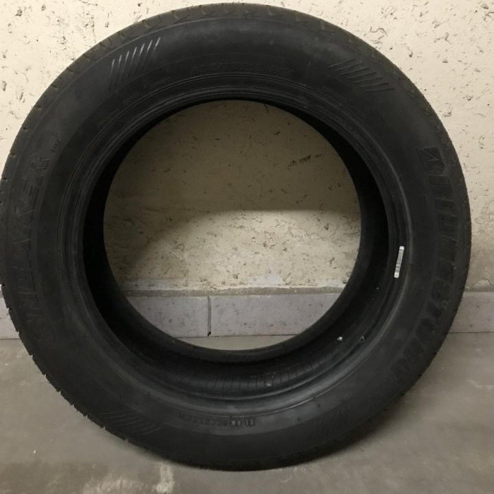 Шина Bridgestone 205/55R16; лето,1штука