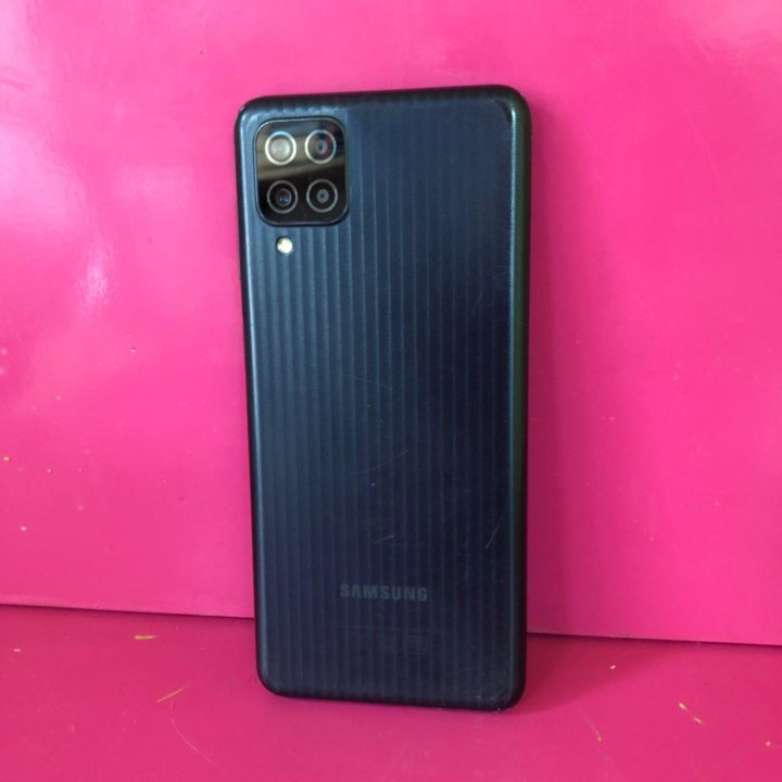 Смартфон Samsung Galaxy M12 32Gb