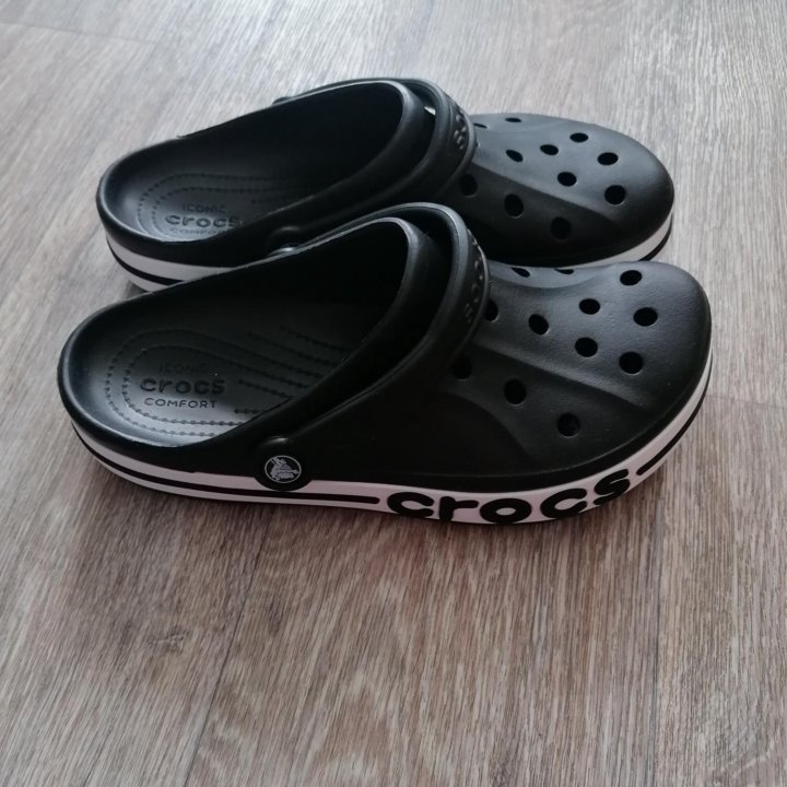 Crocs