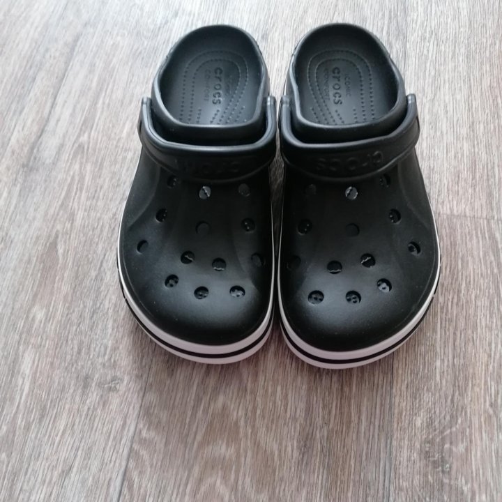 Crocs