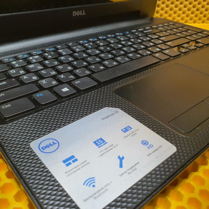 Ноутбук DELL INSPIRON 15