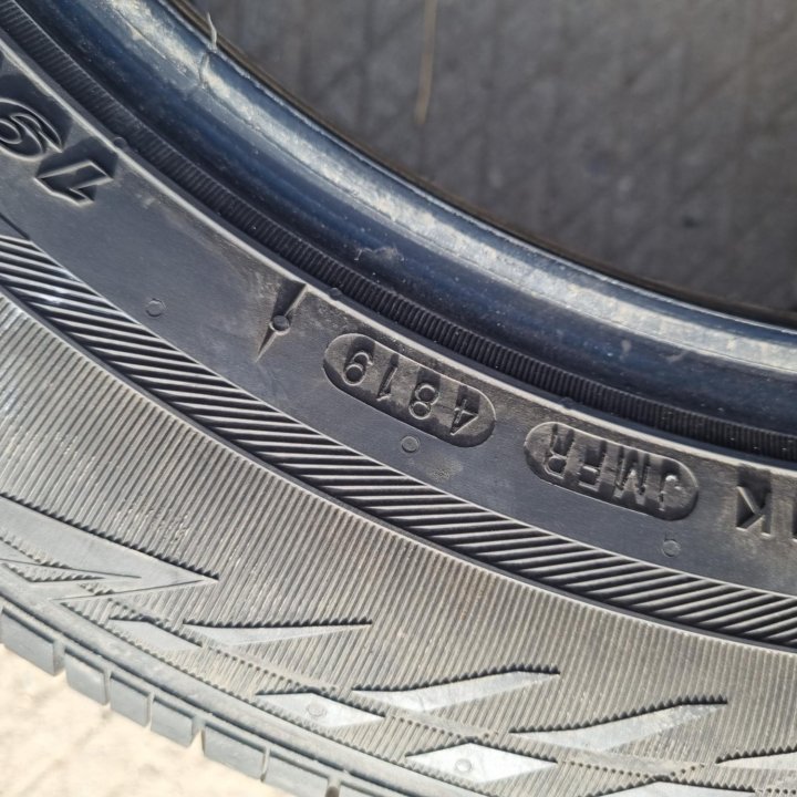 Летнии шины Nexen 195/60 R16