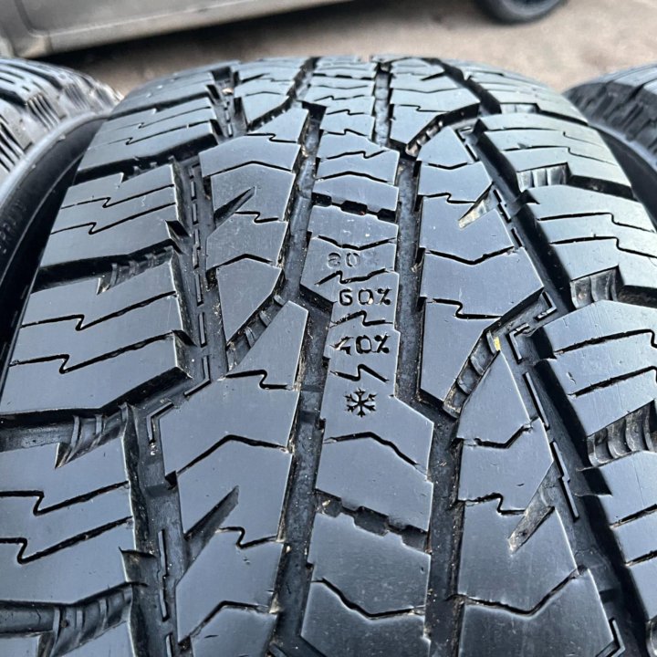 Лето A/T Nokian Rotiiva A/T 245/70 R16 111T