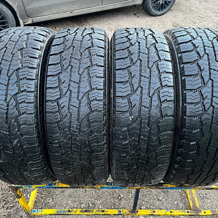 Лето A/T Nokian Rotiiva A/T 245/70 R16 111T