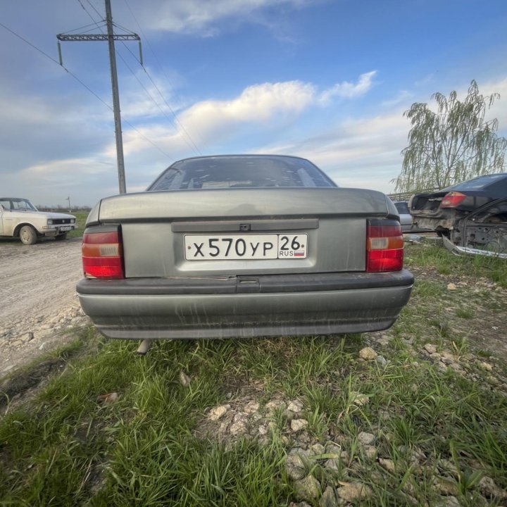 Opel Vectra, 1989