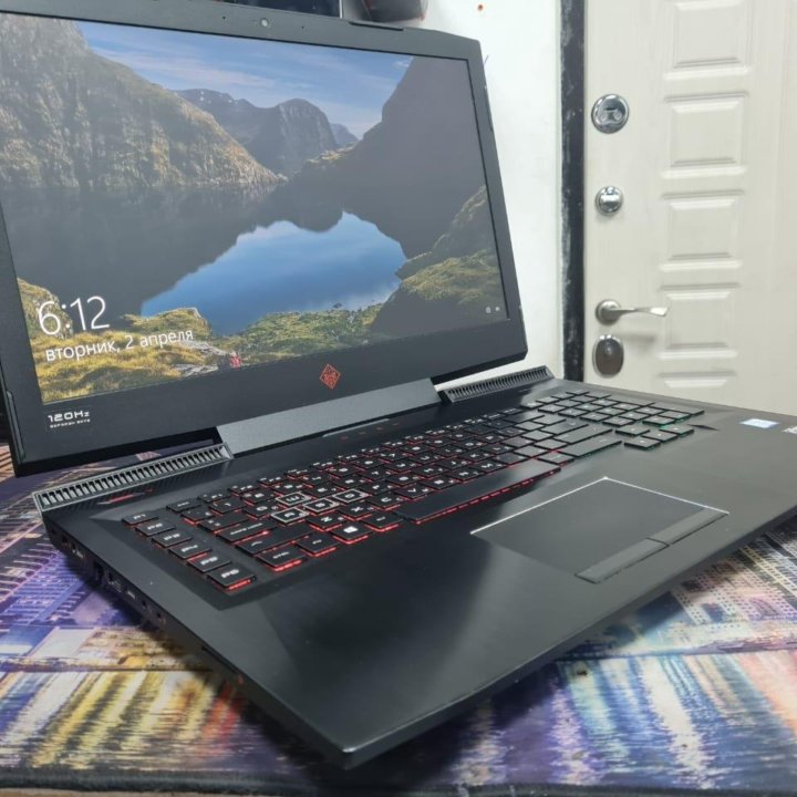 HP omen i5-8300H 16gb SSD+HDD GTX 1060 6gb 17.3