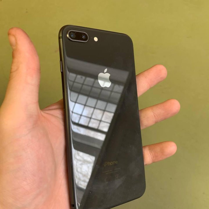 iPhone 8 Plus 64GB