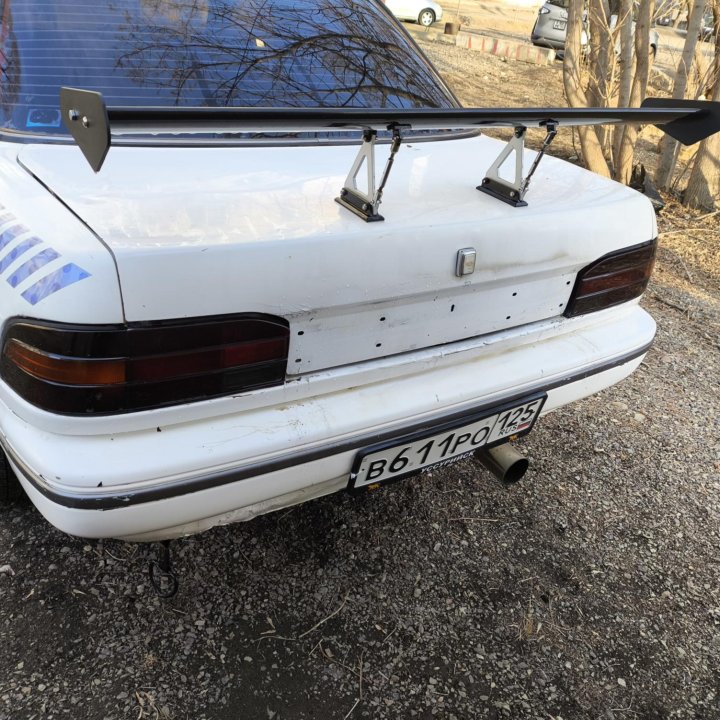 Toyota Carina, 1989