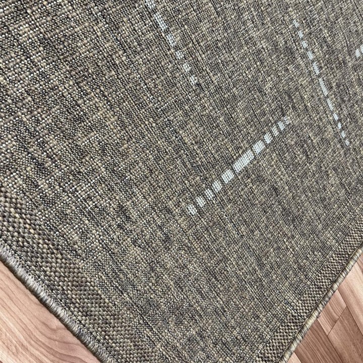 Ковёр новый