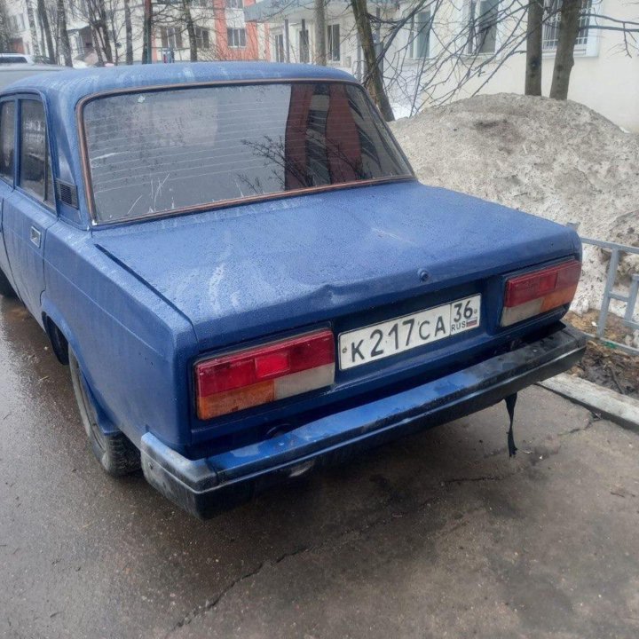ВАЗ (Lada) 2107, 2000