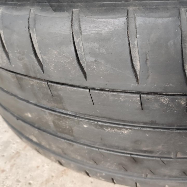 MICHELIN 235/45 R20 лето 1ш.