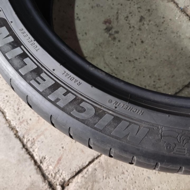 MICHELIN 235/45 R20 лето 1ш.