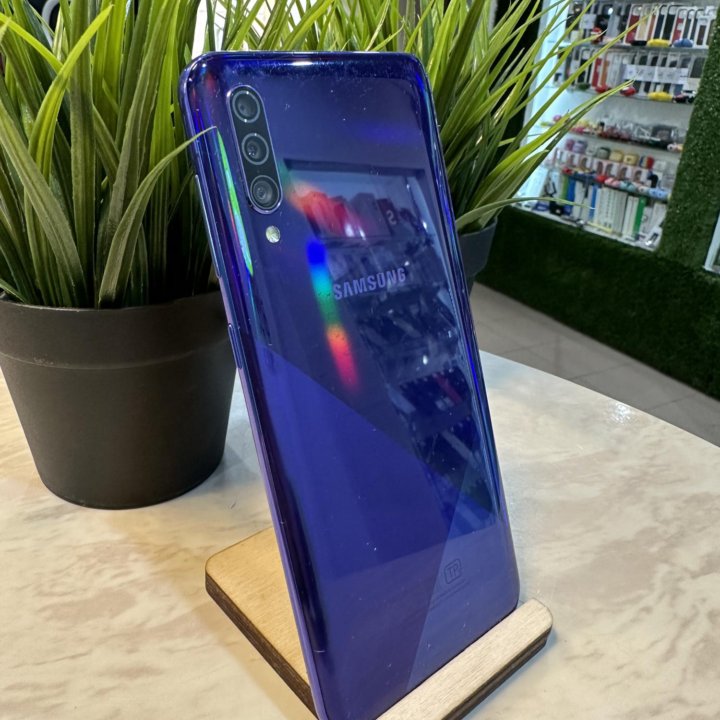 бу Samsung Galaxy A30s 4-64гб purple