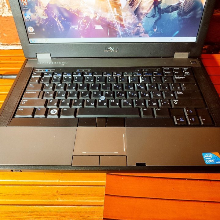 Dell Latitude E5410 - Core i3 \ 4 Озу \ SSD