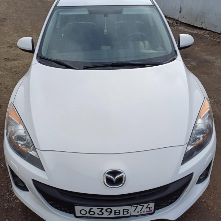 Mazda 3, 2012