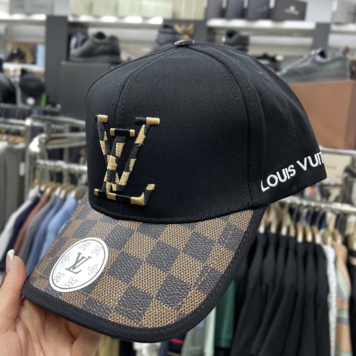 Бейсболки Louis Vuitton