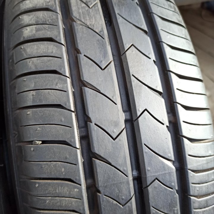 Летние шины Toyo 185/70 R14 2022 год