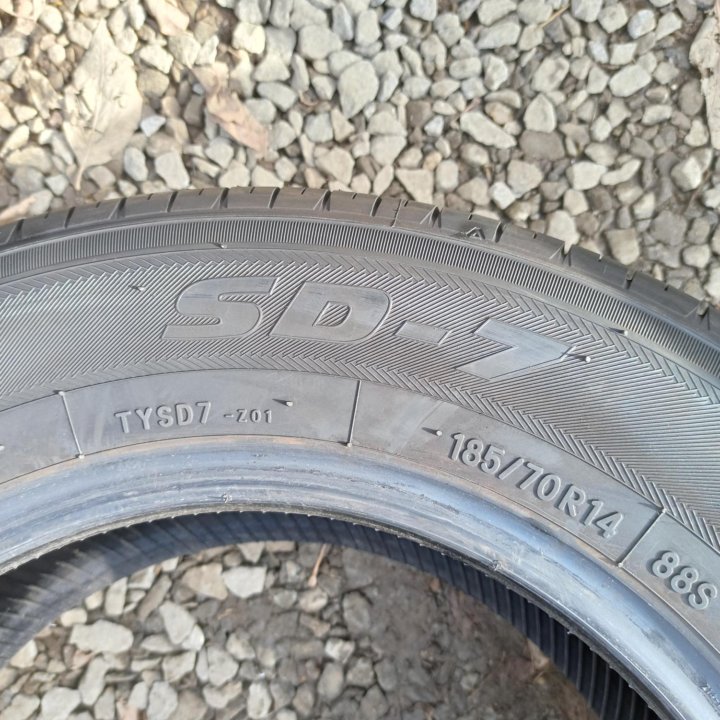 Летние шины Toyo 185/70 R14 2022 год