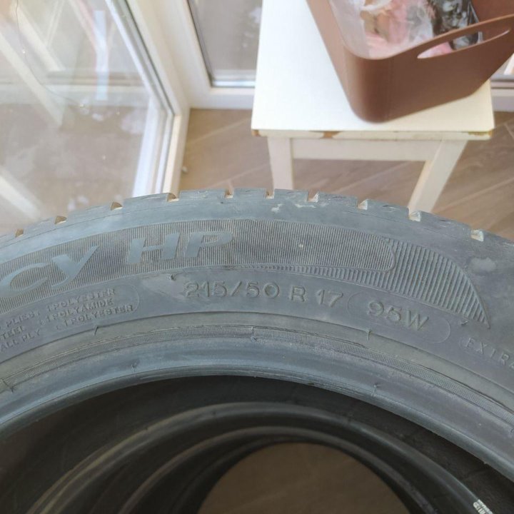 Michelin Primacy HP 215/50 R17 95W