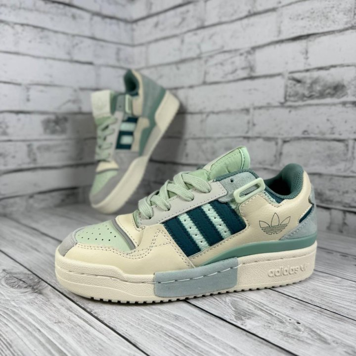 Кроссовки Adidas Forum