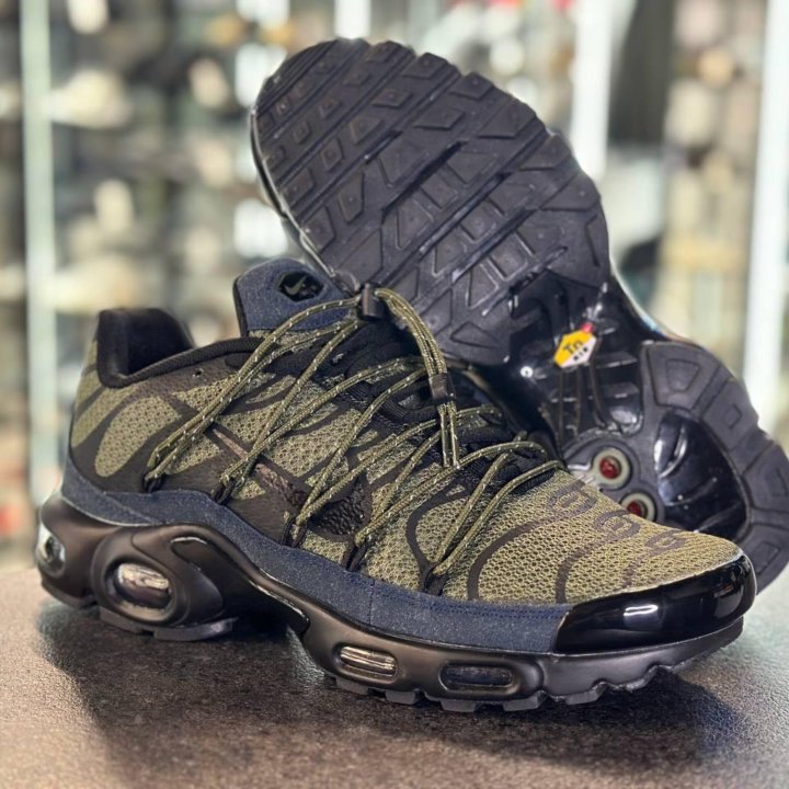 Кроссовки Nike Air Tn