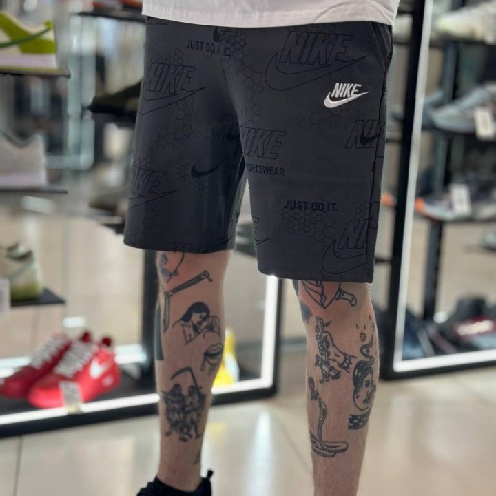 Спортивные Шорты Nike