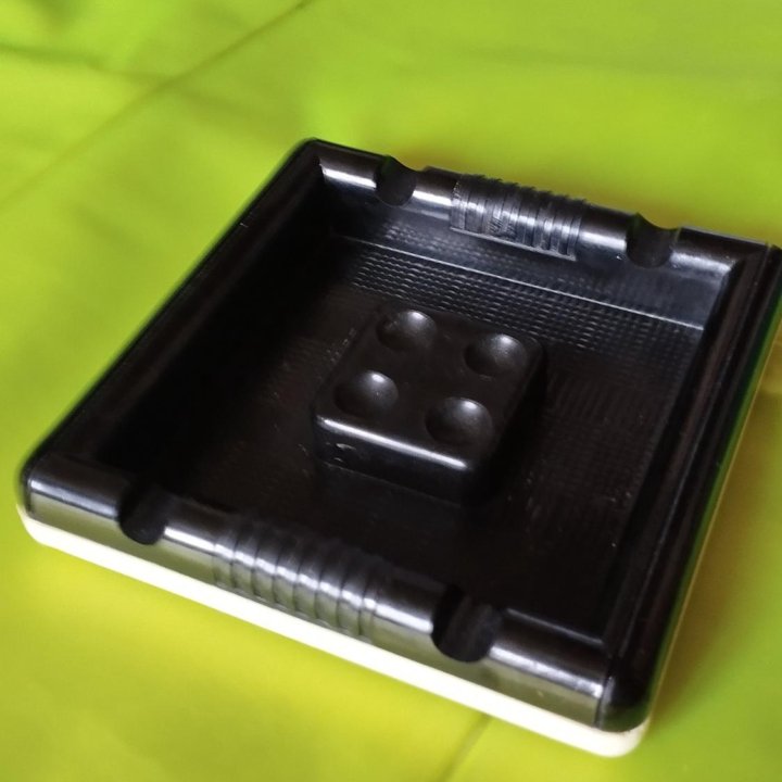 Пепельница 12х12