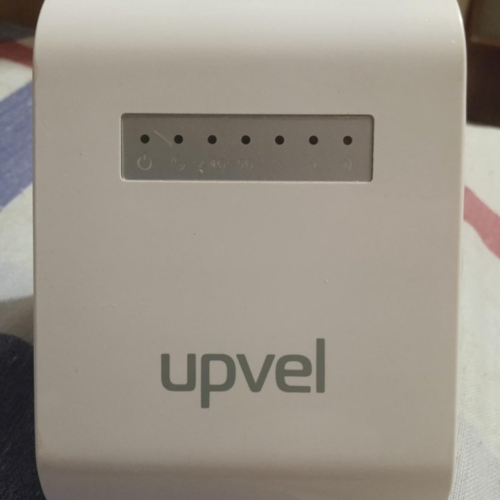 WiFi Роутер Upvel