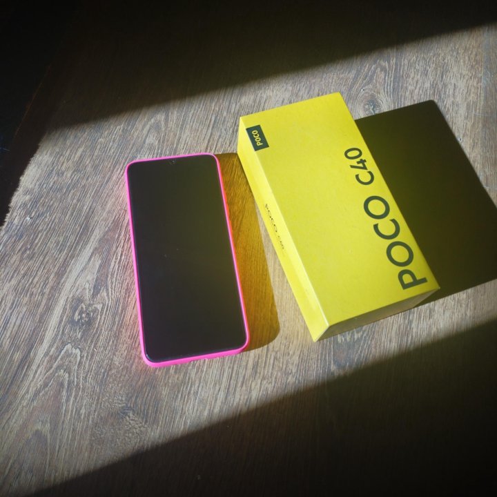 Смартфон Poco C40