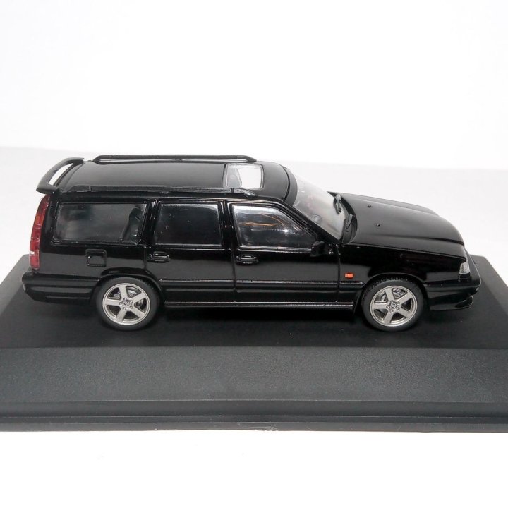 Volvo 850 T-5R estate 1995 1/43 Вольво Чёрная