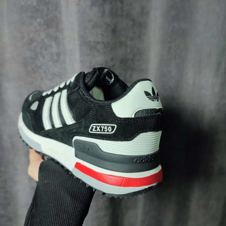 Кроссовки Adidas ZX 750