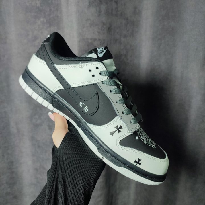 Кроссовки Nike SB & Chrome Hearts