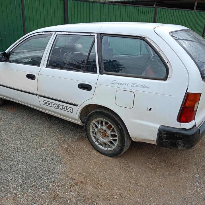 Toyota Corolla, 1992