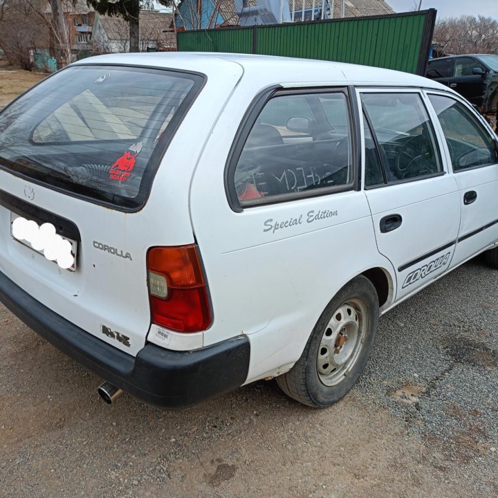 Toyota Corolla, 1992