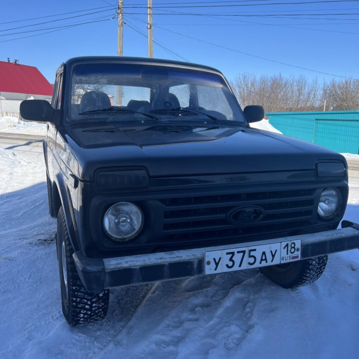 ВАЗ (Lada) Niva (4x4/Legend), 2011