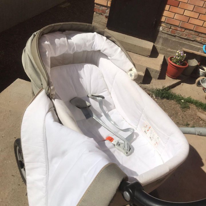 Коляска люлька Peg Perego