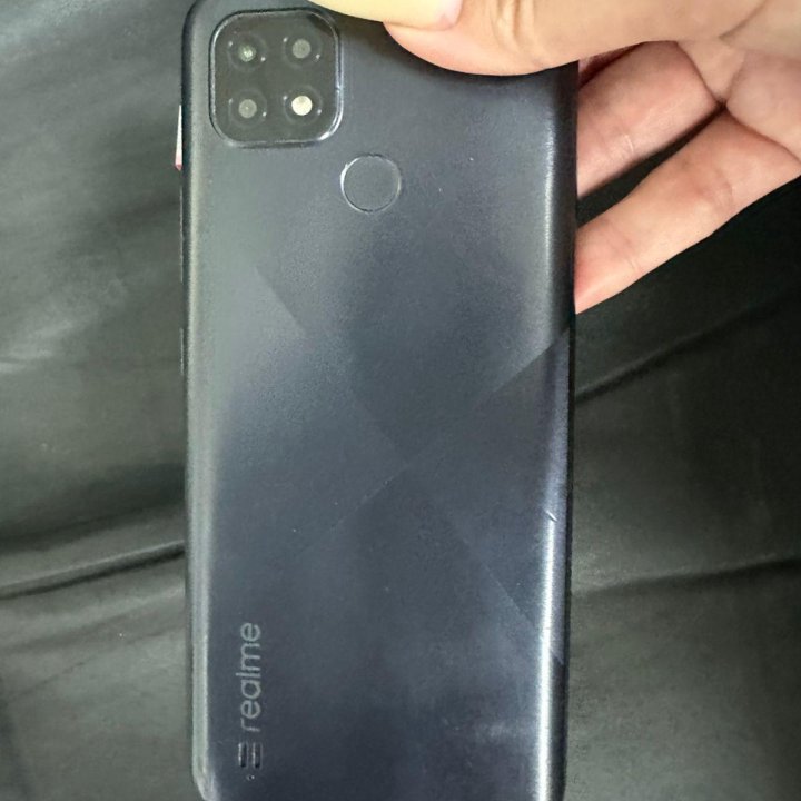 Realme C21