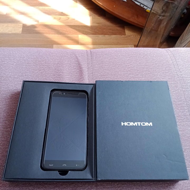 Смартфон HOMTOM HT50