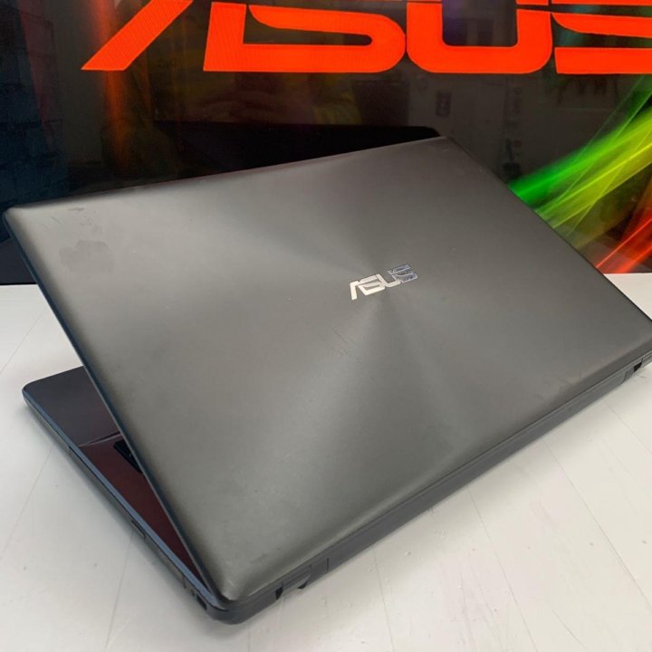 Мощный ноутбук Asus i3 (1233 Н)