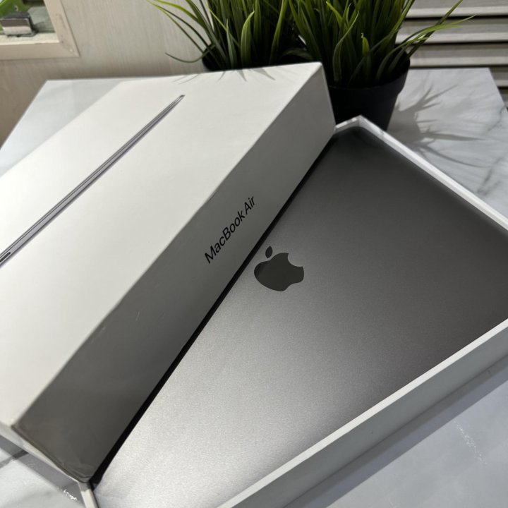 Apple MacBook Air 13 2020 8-256gb M1 2цикла