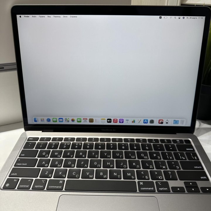 Apple MacBook Air 13 2020 8-256gb M1 2цикла