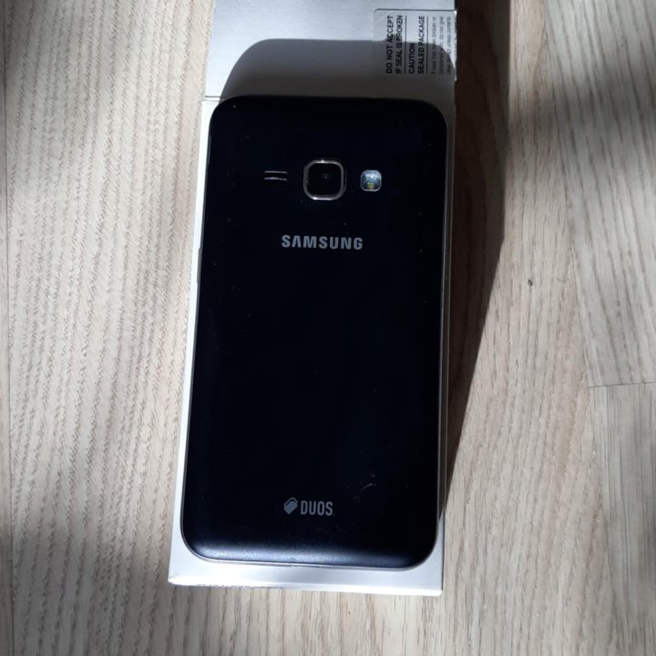 Samsung Galaxy J1 (2016) SM-J120F/DS, 8 ГБ